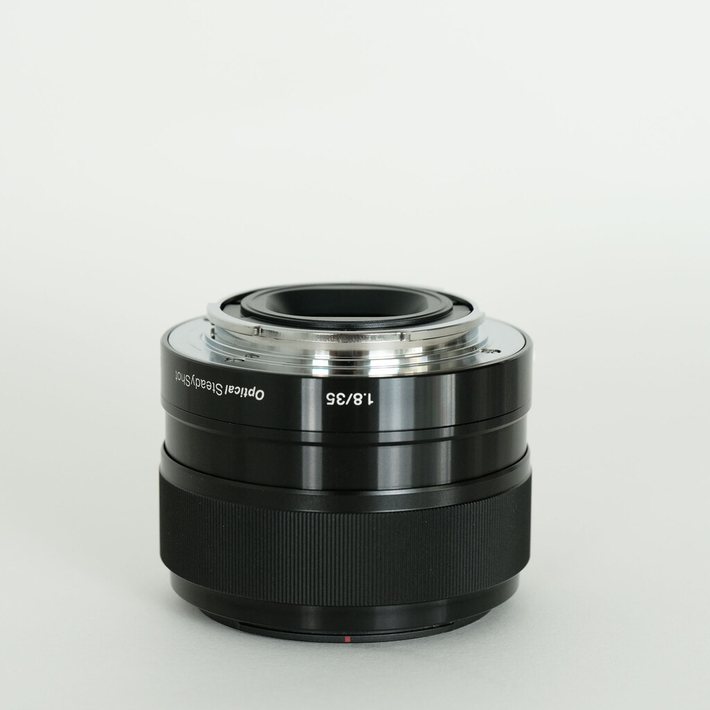 SONY E 35mm F1.8 OSS SEL35F18