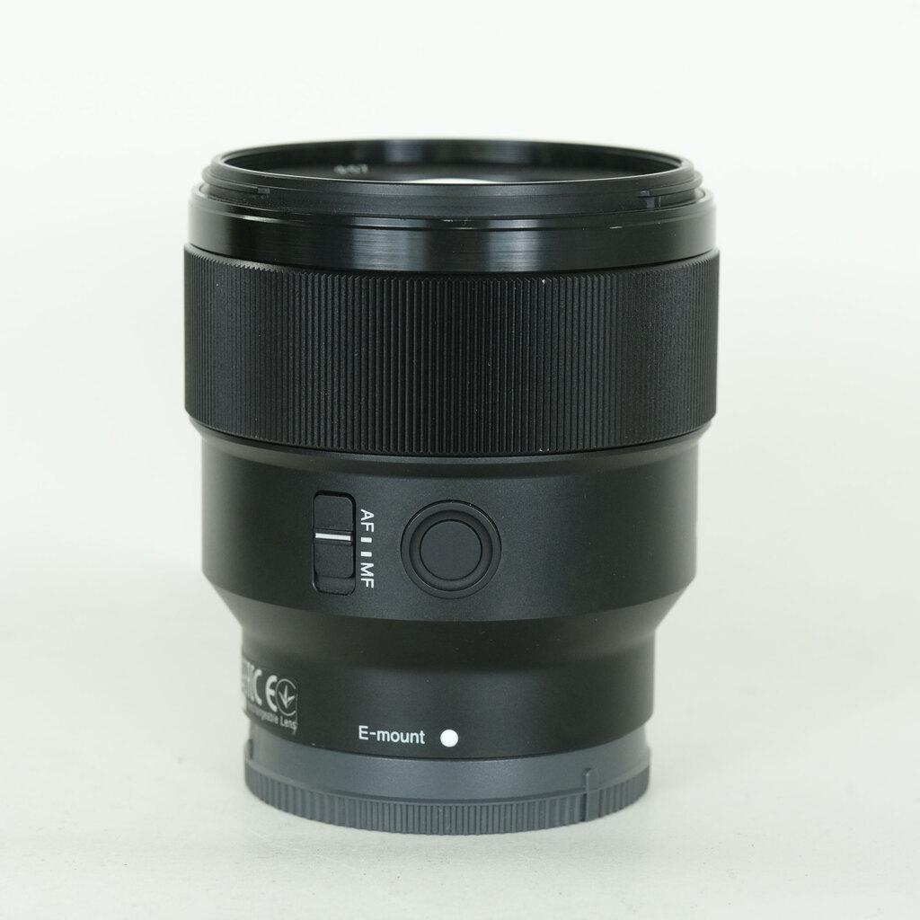 SONY FE 85mm F1.8 SEL85F18