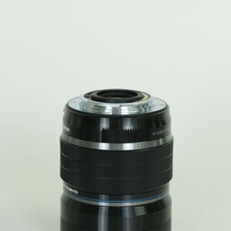 OLYMPUS M.ZUIKO DIGITAL ED 8mm F1.8 Fisheye PRO