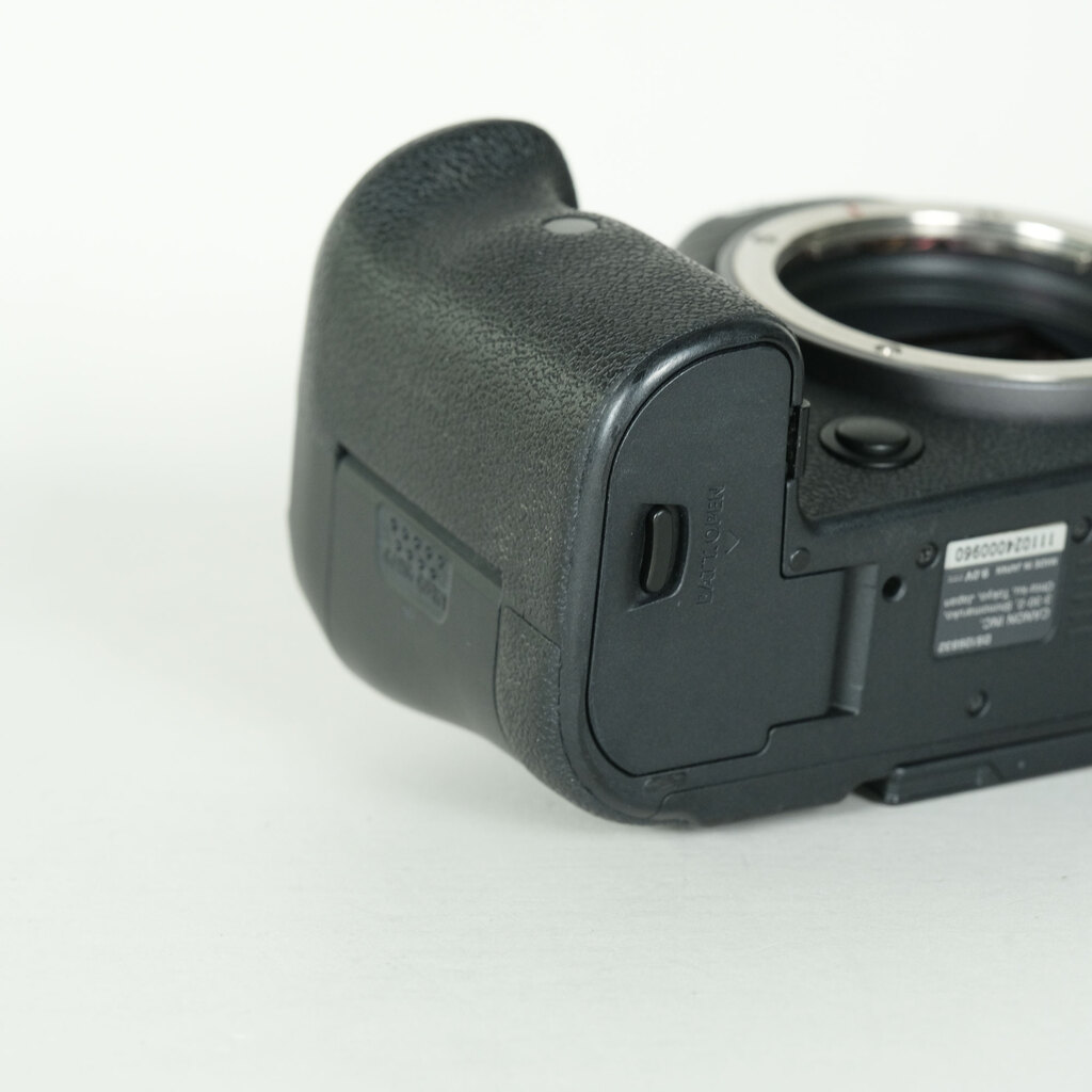 Canon EOS R6