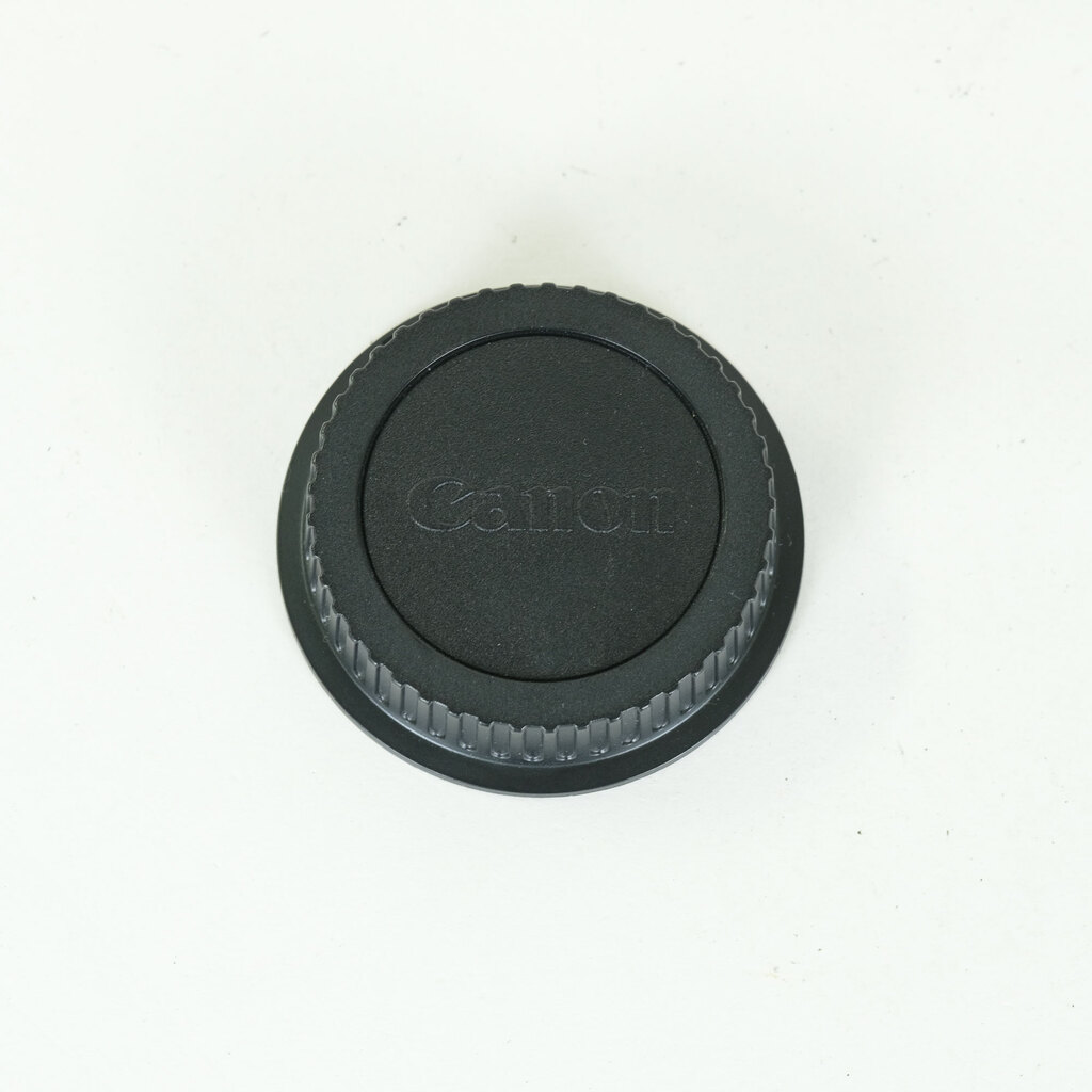 Canon EF-S18-55mm F4-5.6 IS STM