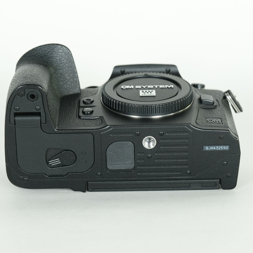 OM SYSTEM OM-1