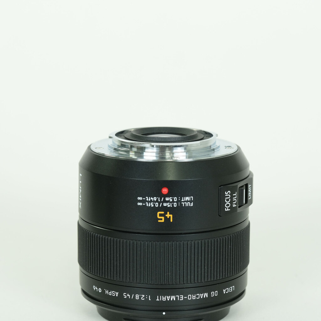 Panasonic LEICA DG MACRO-ELMARIT 45mm F2.8 ASPH. MEGA O.I.S.
