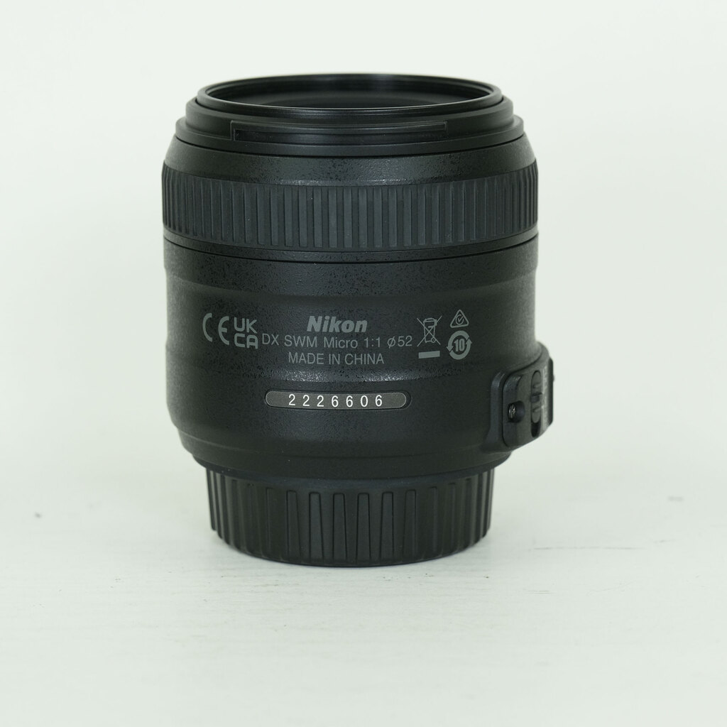 Nikon AF-S DX Micro NIKKOR 40mm f/2.8G