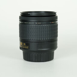 Nikon AF-P DX NIKKOR 18-55mm F3.5-5.6G VR Nikon AF-P DX NIKKOR 18-55mm F3.5-5.6G VR