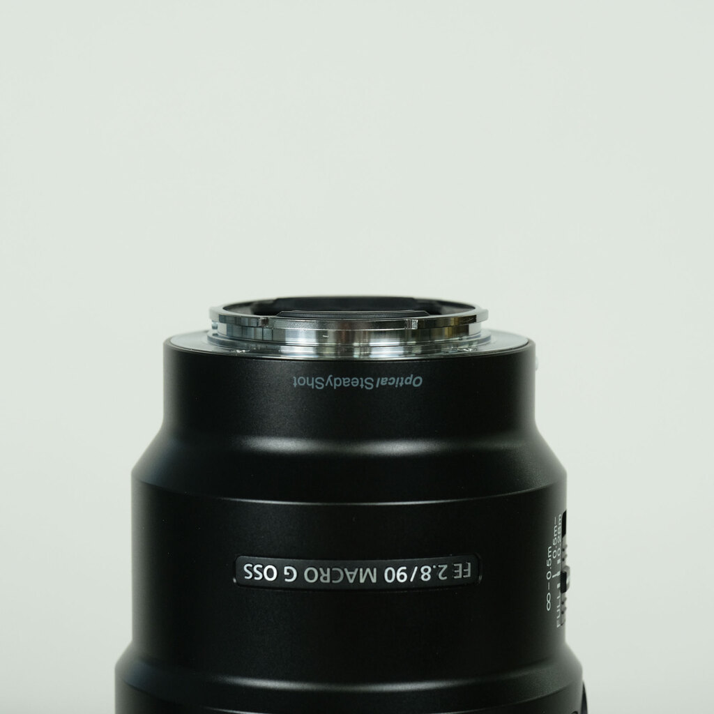SONY FE 90mm F2.8 Macro G OSS SEL90M28G