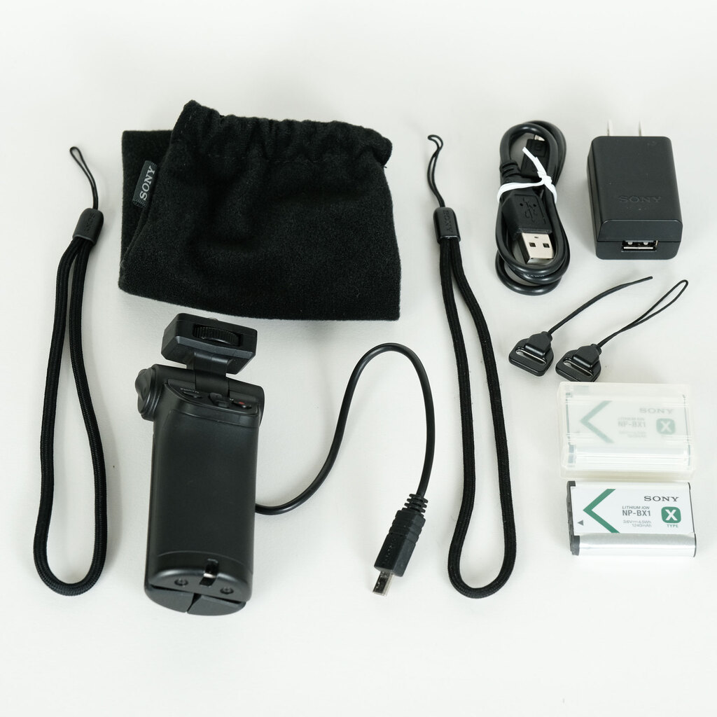 SONY Cyber-shot DSC-RX100M6