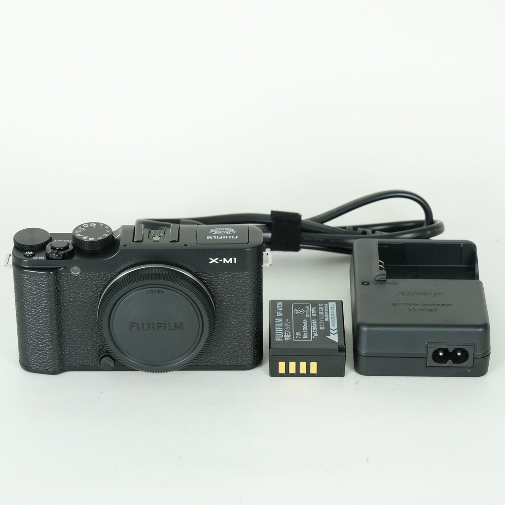 FUJIFILM X-M1 ボディ ブラックの出品 | ONE SCENE（ワンシーン）