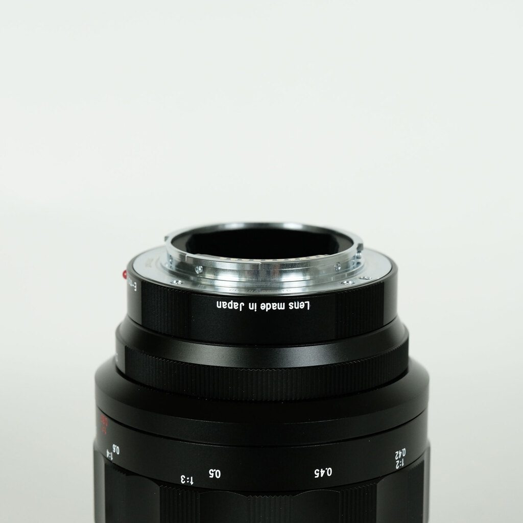 Voigtlander MACRO APO-LANTHAR 110mm F2.5 E-mount(ソニーE用) Voigtlander MACRO APO-LANTHAR 110mm F2.5 E-mount(ソニーE用)