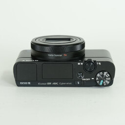 SONY Cyber-shot DSC-RX100M7G シューティンググリップキット