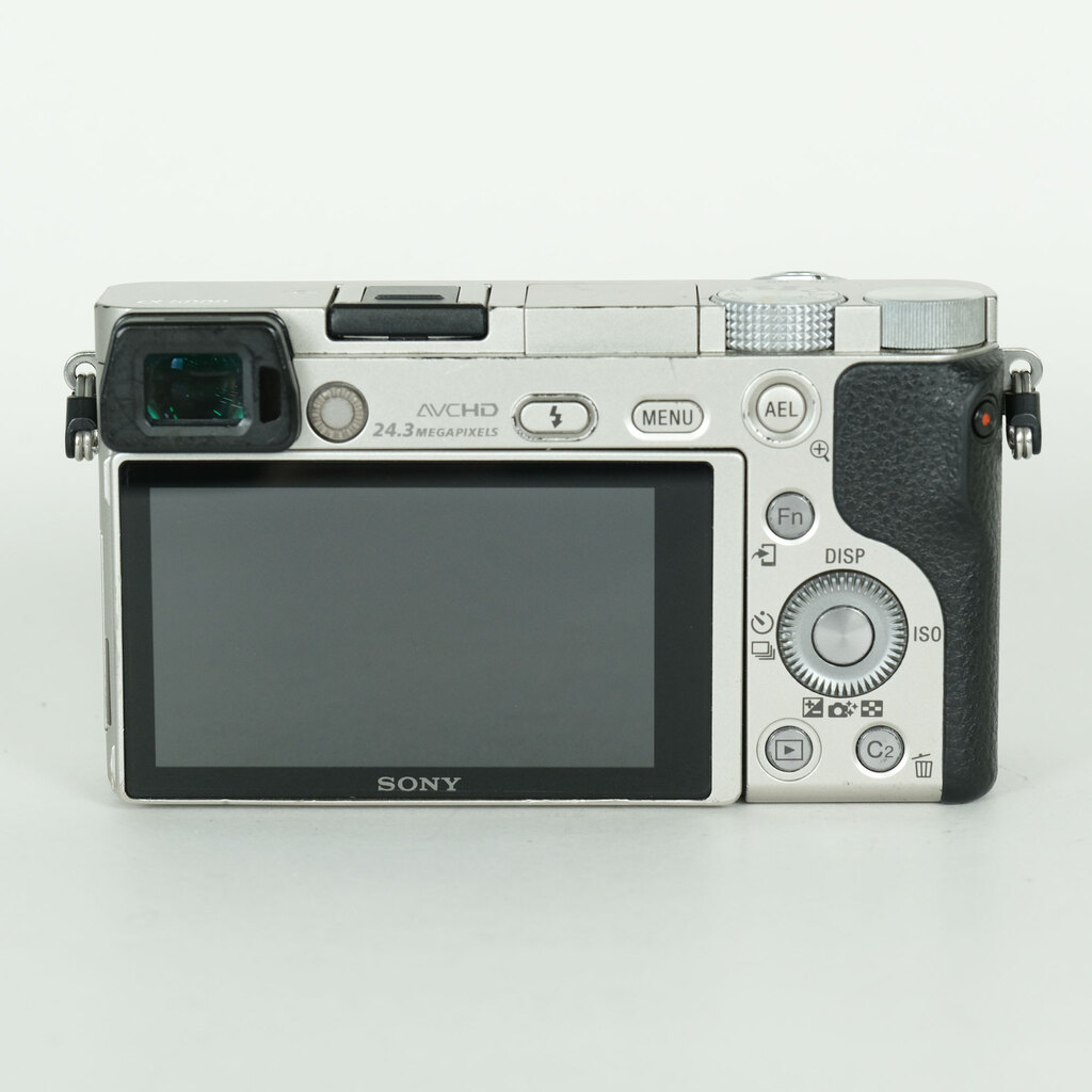 SONY α6000(ILCE-6000) SONY α6000(ILCE-6000)
