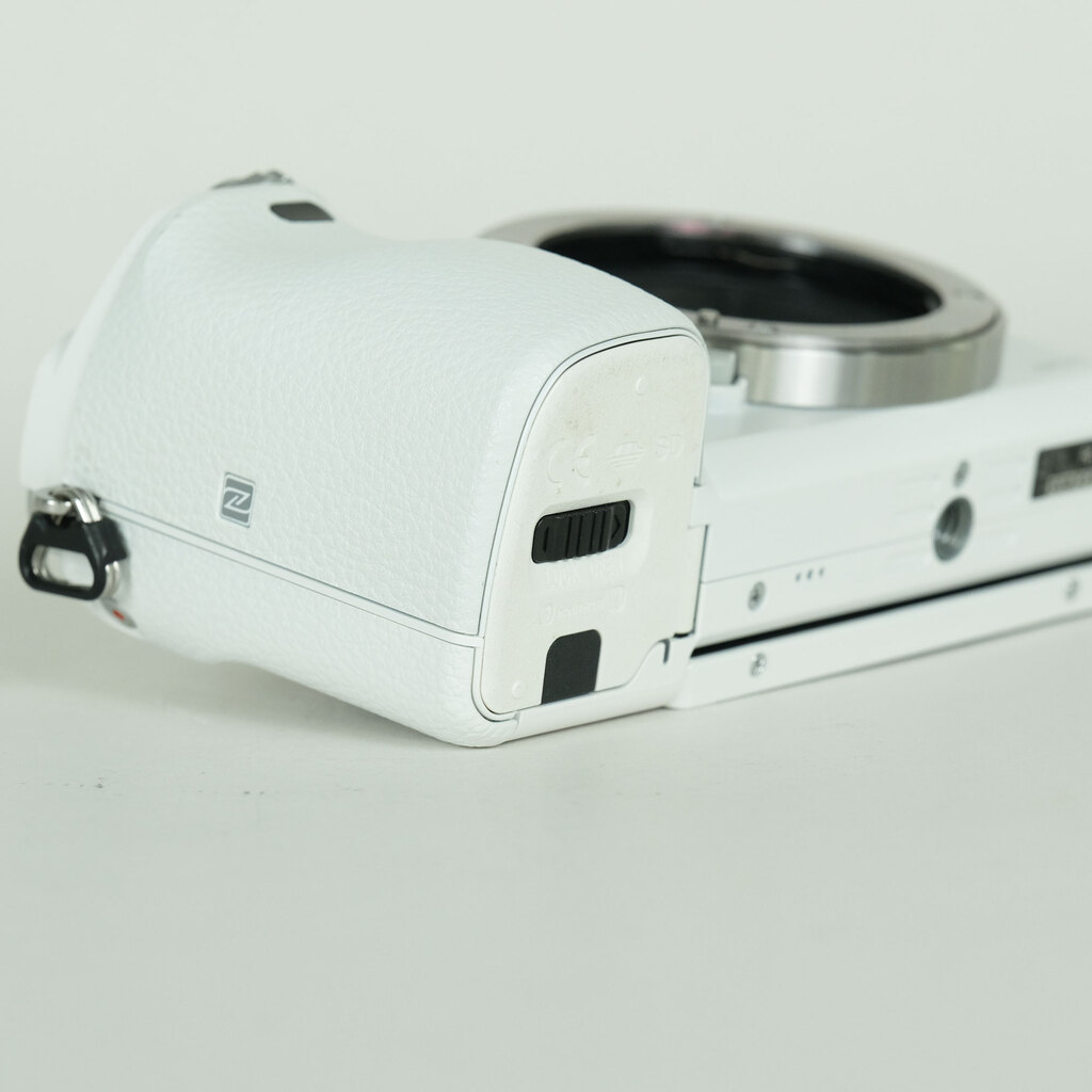 SONY α6000（ILCE-6000）