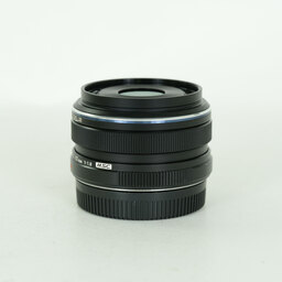 OLYMPUS M.ZUIKO DIGITAL 17mm F1.8