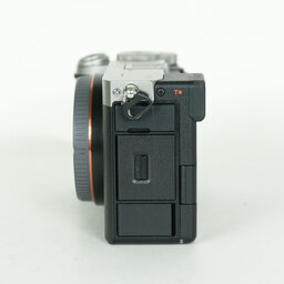 SONY α7C II（ILCE-7CM2）