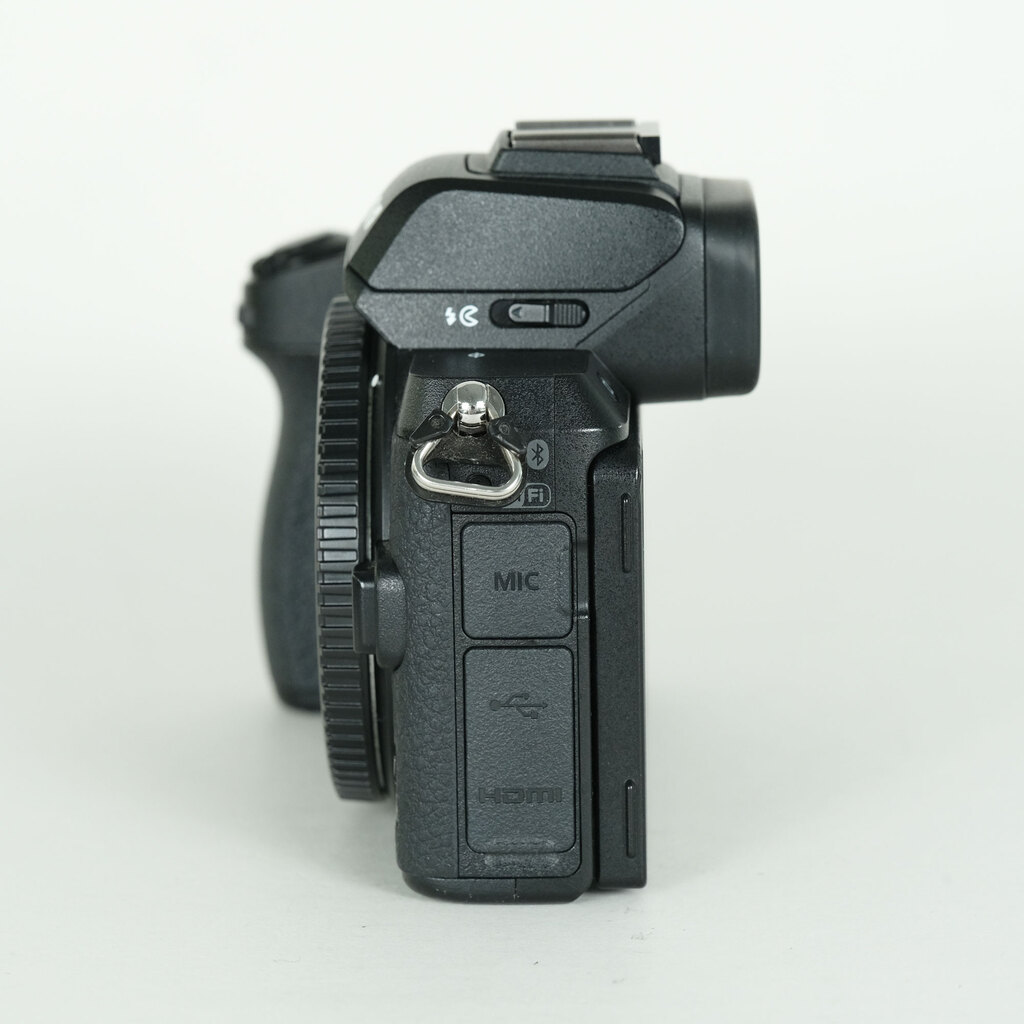 Nikon Z50 [�{�f�B]