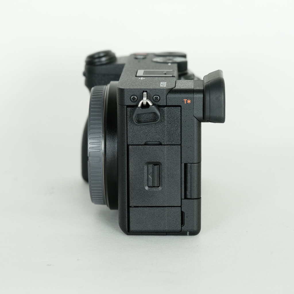 SONY α6700（ILCE-6700）