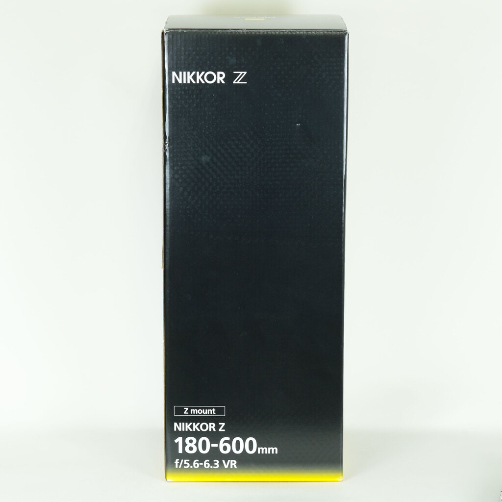 Nikon NIKKOR Z 180-600mm f/5.6-6.3 VR Nikon NIKKOR Z 180-600mm f/5.6-6.3 VR