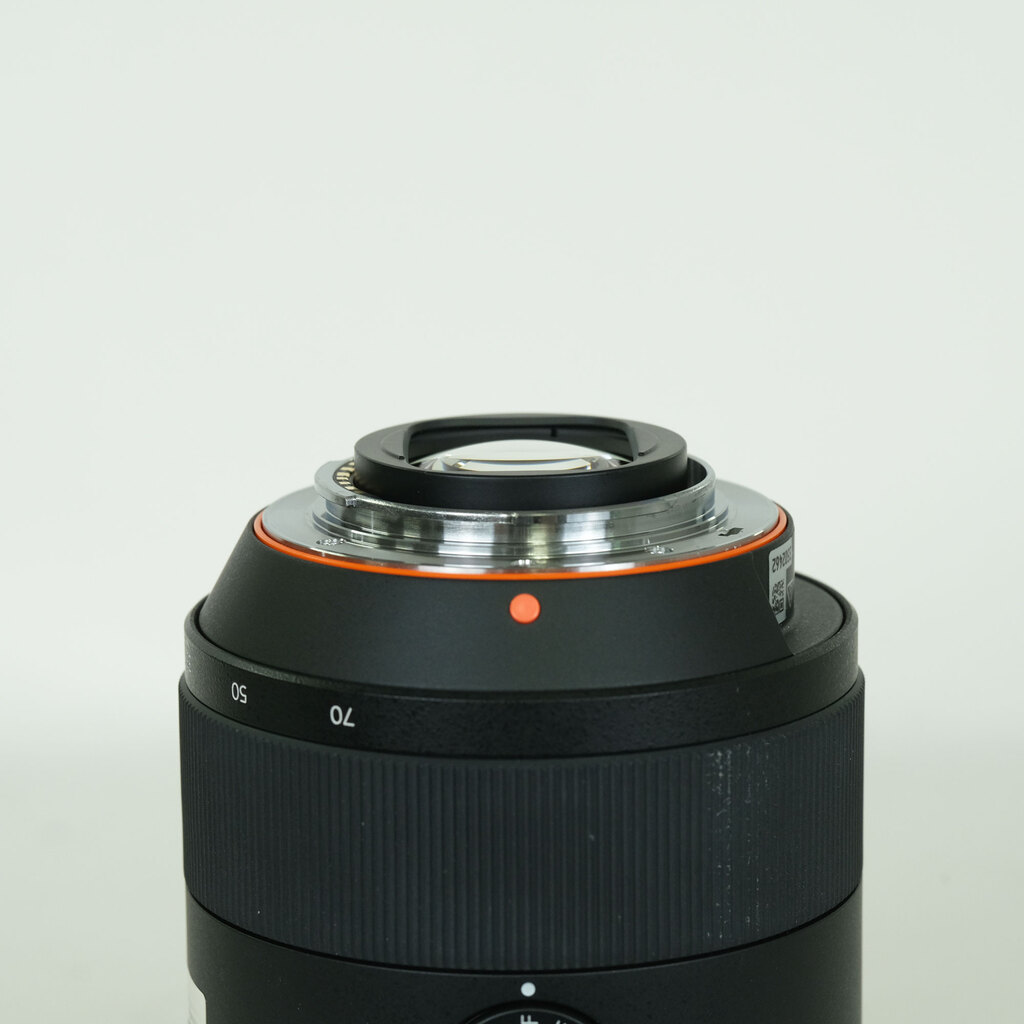 SONY Vario-Sonnar T* 24-70mm F2.8 ZA SSMII SAL2470Z2