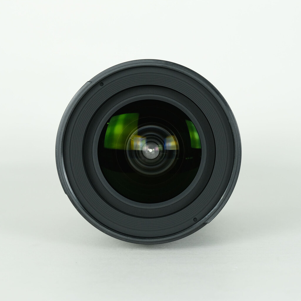 Nikon AF-S NIKKOR 16-35mm F4 G ED VRの出品 | ONE SCENE（ワンシーン）