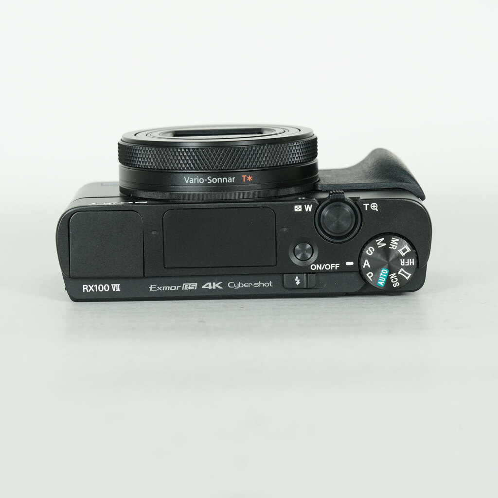 SONY Cyber-shot DSC-RX100M7 SONY Cyber-shot DSC-RX100M7