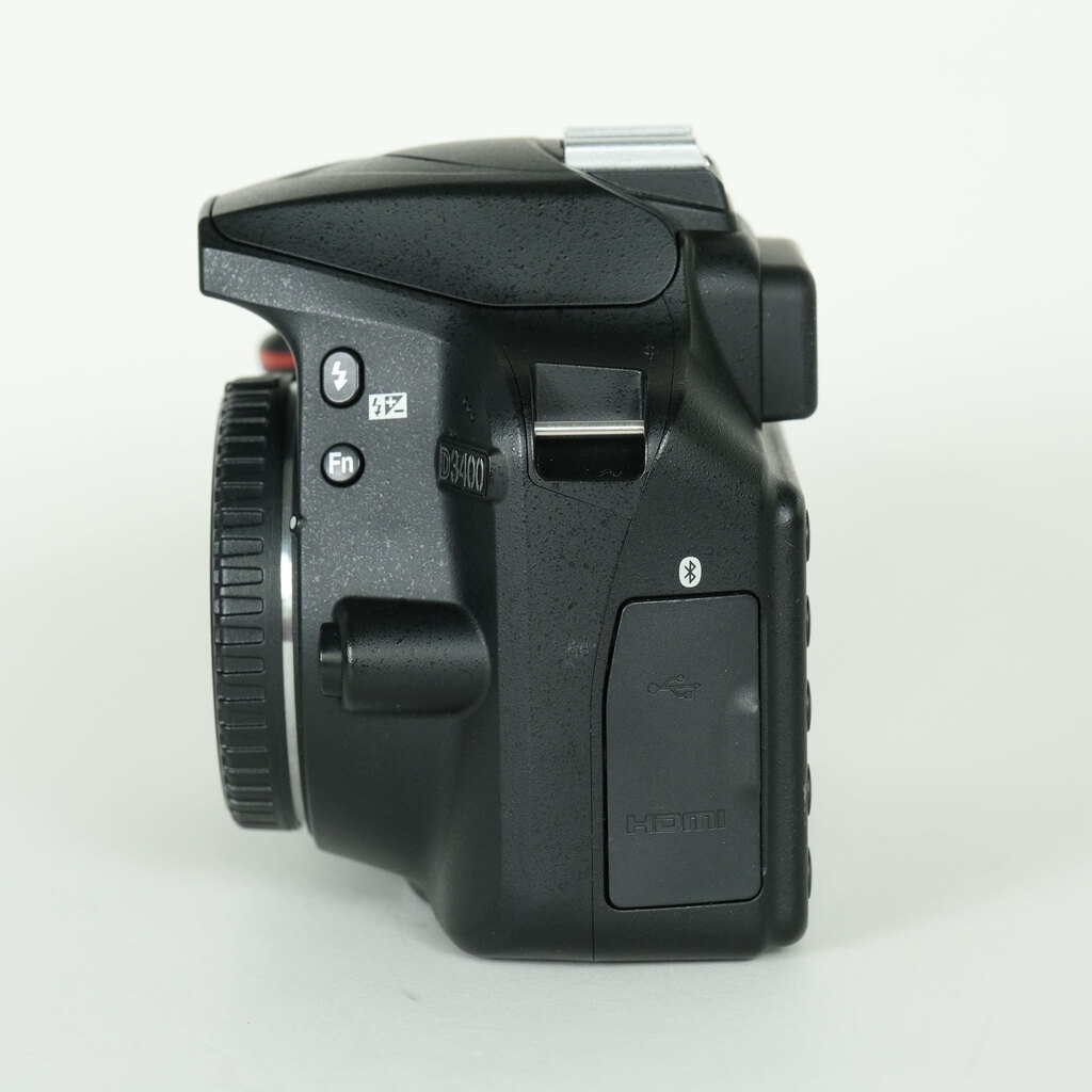 Nikon D3400