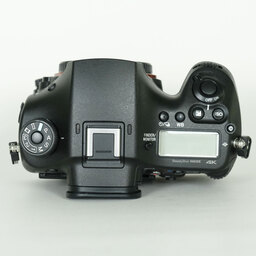 SONY α99II（ILCA-99M2）