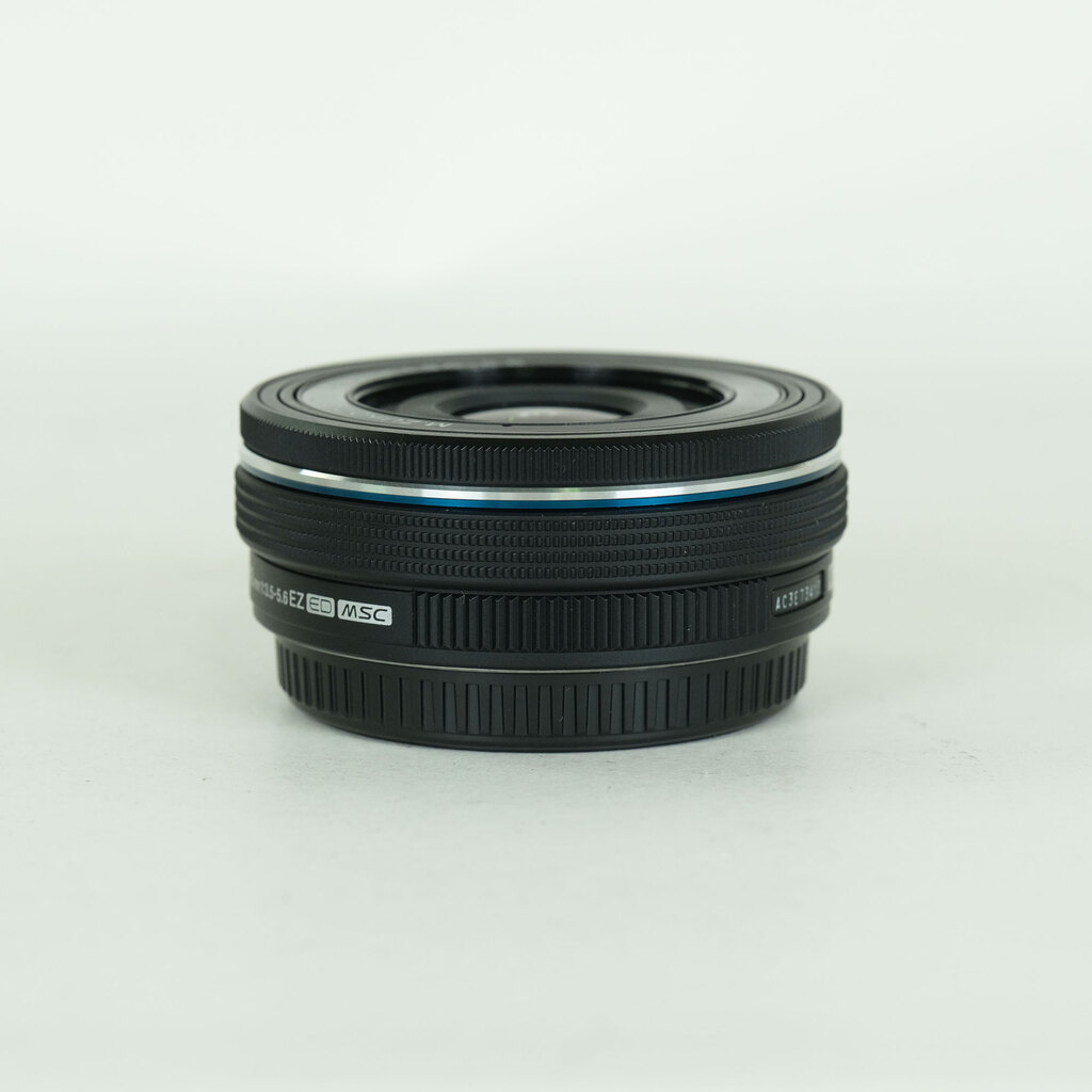 OLYMPUS M.ZUIKO DIGITAL ED 14-42mm F3.5-5.6 EZ ブラック