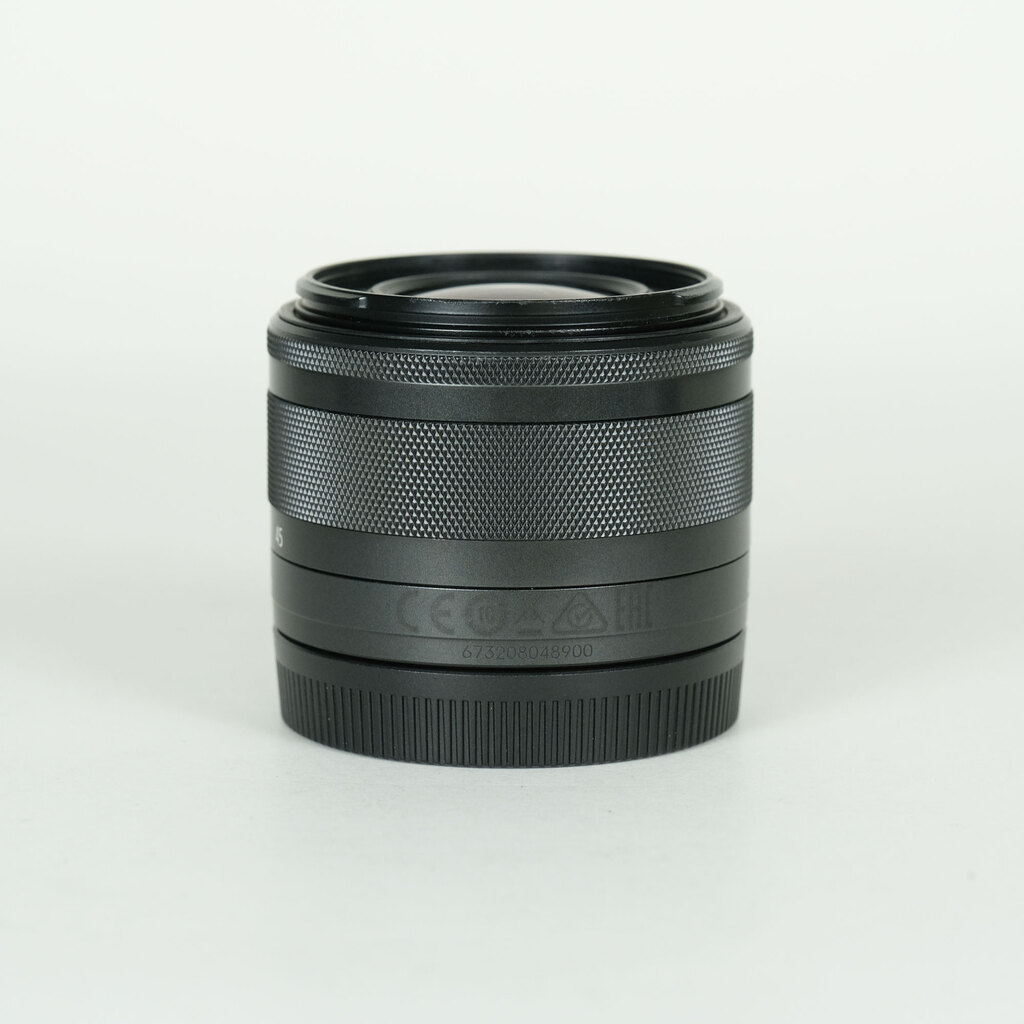 Canon EF-M15-45mm F3.5-6.3 IS STM Canon EF-M15-45mm F3.5-6.3 IS STM