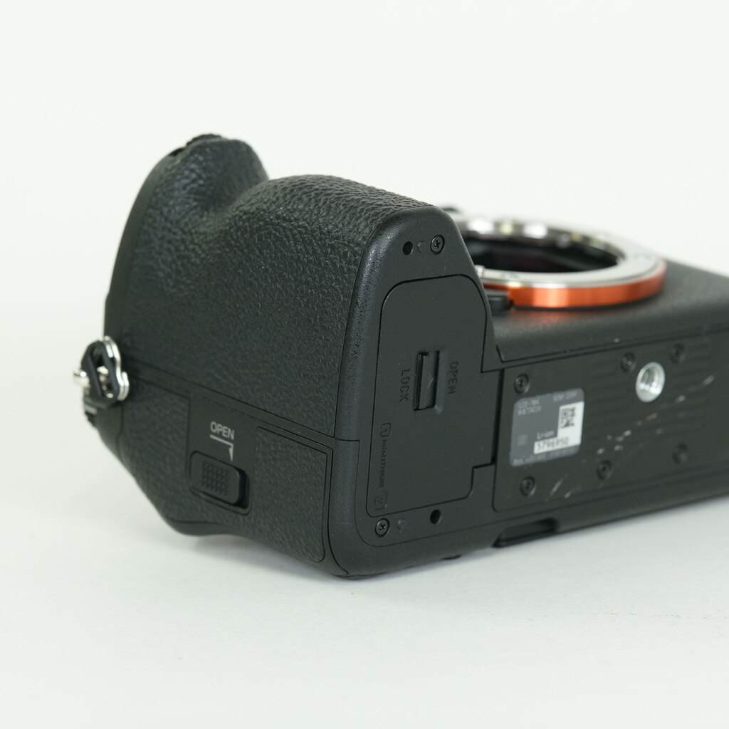 SONY α7 IV(ILCE-7M4) SONY α7 IV(ILCE-7M4)