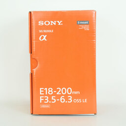 SONY E18-200mm F3.5-6.3 OSS LE SEL18200LE