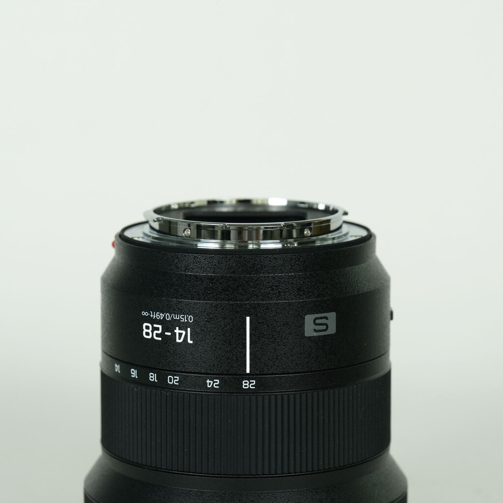 Panasonic LUMIX S 14-28mm F4-5.6 MACROの出品 | ONE SCENE（ワンシーン）
