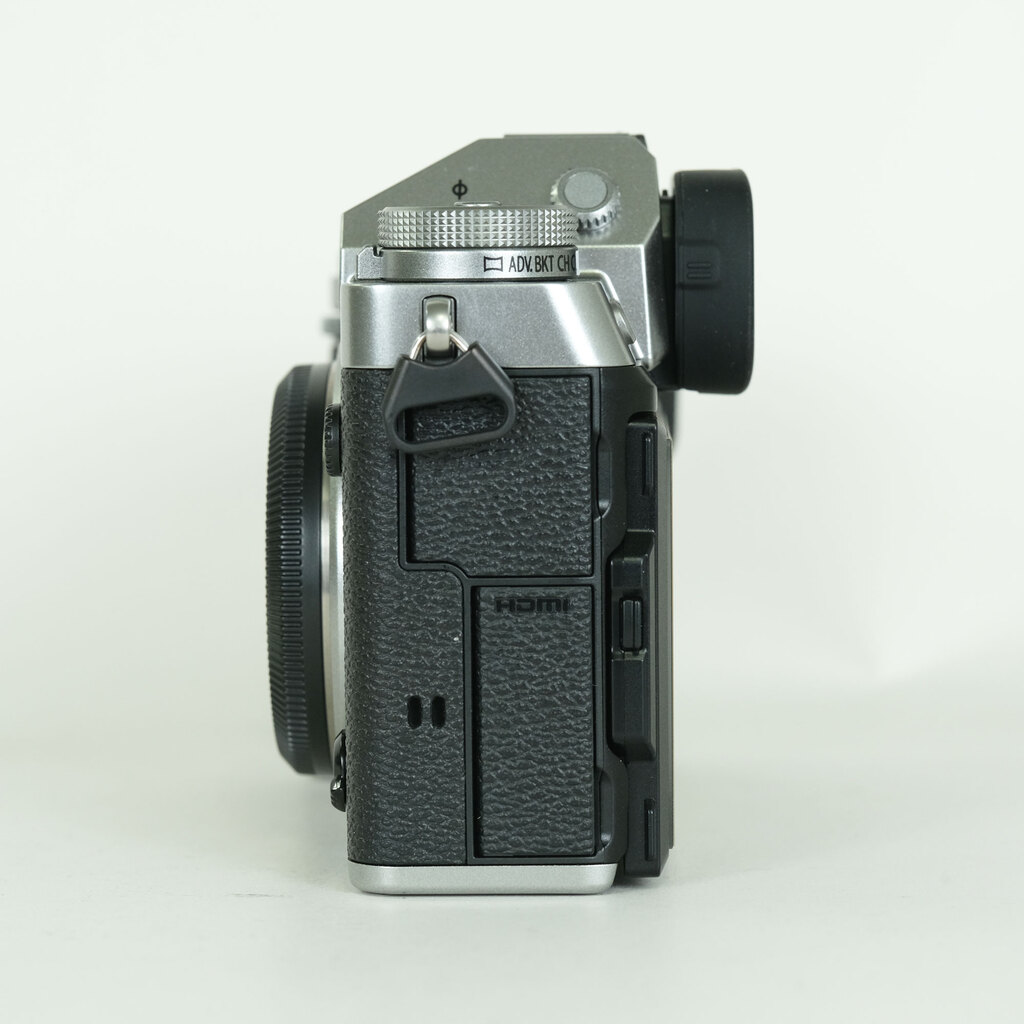 FUJIFILM X-T5