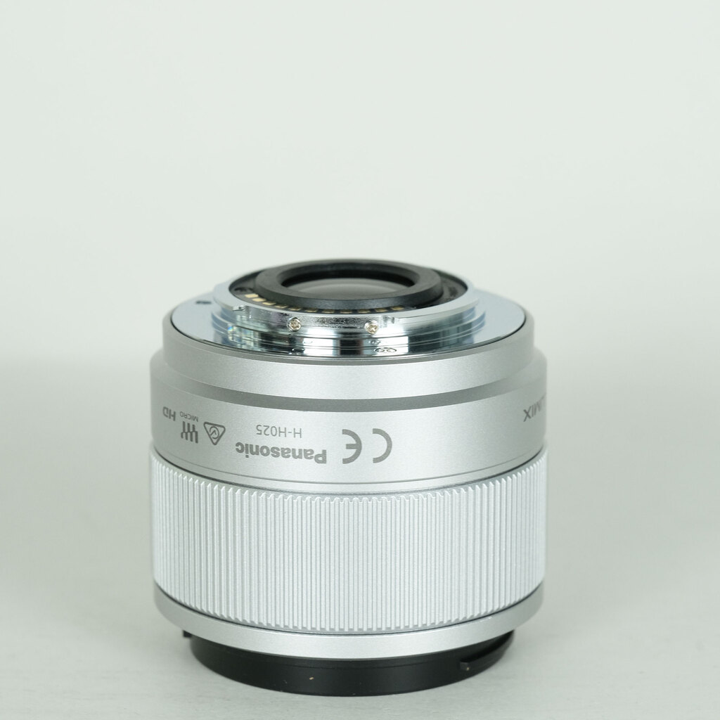 Panasonic LUMIX G 25mm F1.7 ASPH.の出品 | ONE SCENE（ワンシーン）