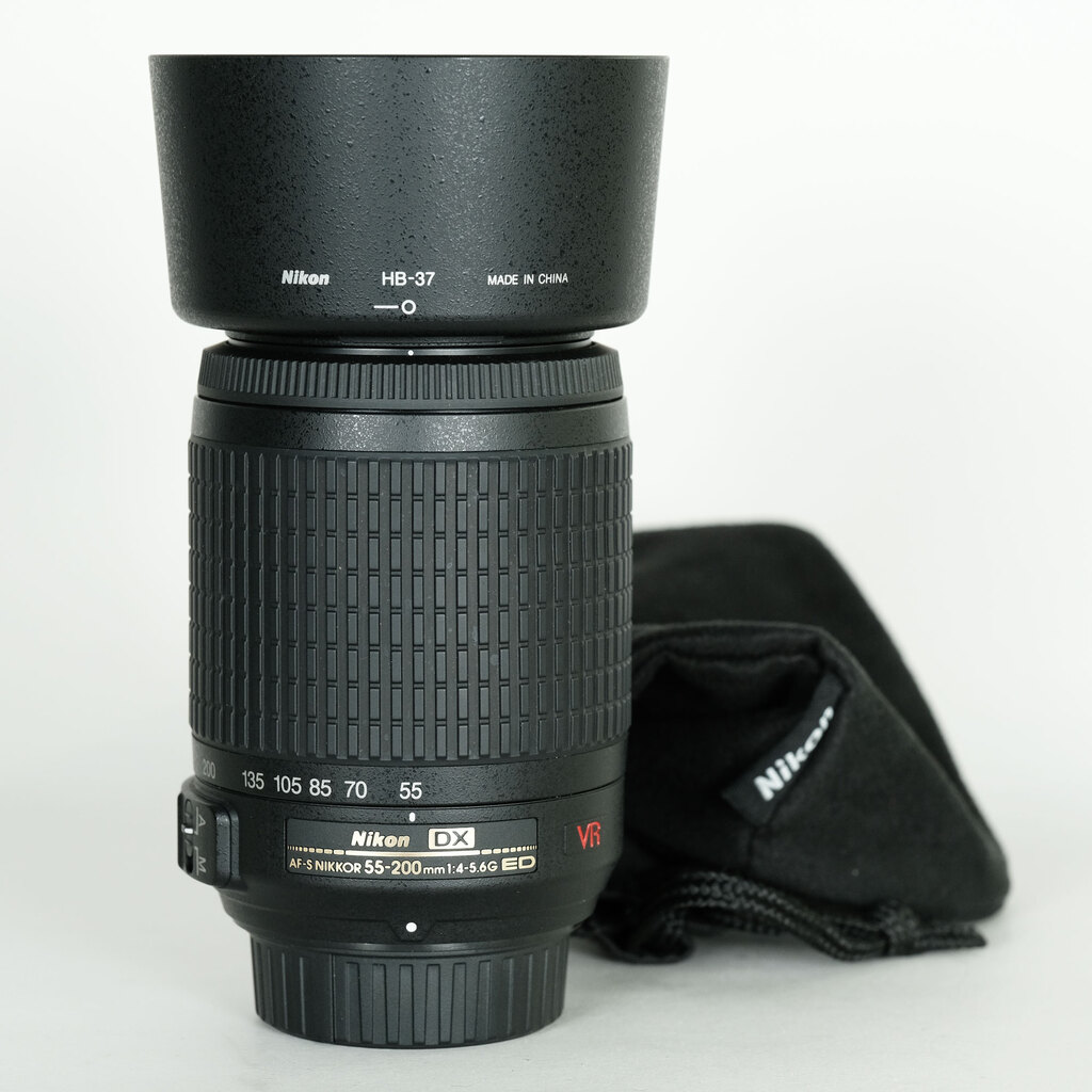 Nikon AF-S DX VR Zoom-Nikkor 55-200mm F4-5.6G IF-ED