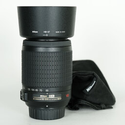Nikon AF-S DX VR Zoom-Nikkor 55-200mm F4-5.6G IF-ED