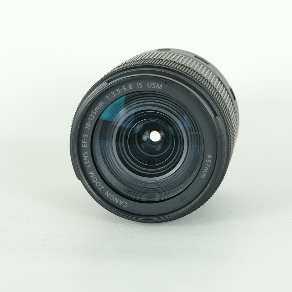 Canon EF-S18-135mm F3.5-5.6 IS USM