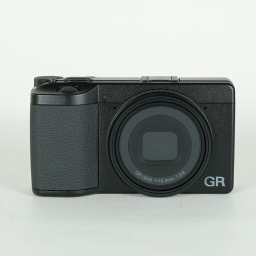 RICOH GR IV
