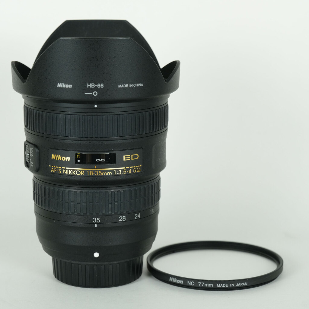 Nikon AF-S NIKKOR 18-35mm F3.5–4.5 G ED Nikon AF-S NIKKOR 18-35mm F3.5–4.5 G ED