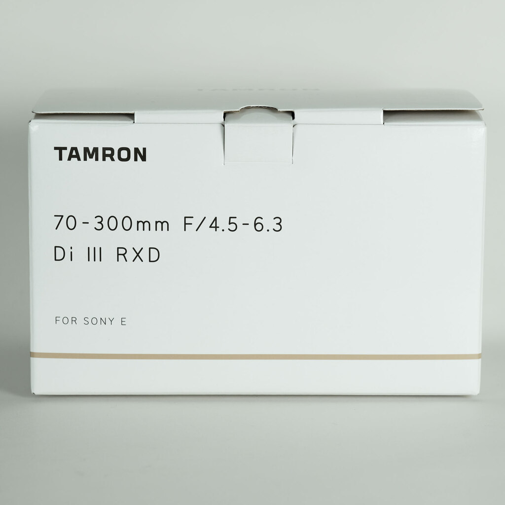 TAMRON 70-300mm F/4.5-6.3 Di III RXD (Model A047) [ソニーE用]