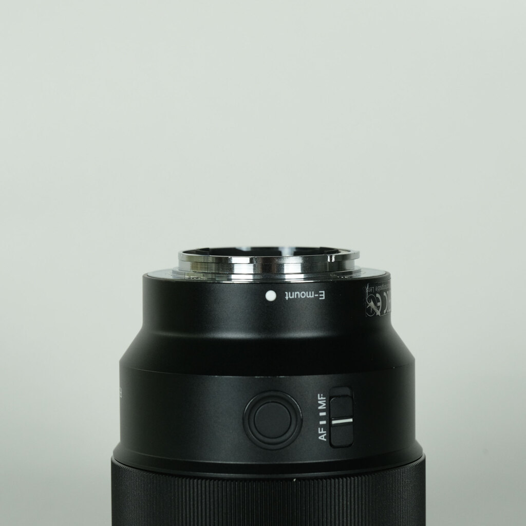 SONY FE 85mm F1.8 SEL85F18の出品 | ONE SCENE（ワンシーン）