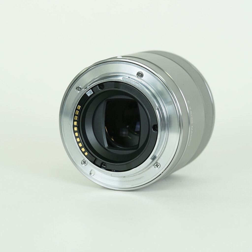 SONY E 30mm F3.5 Macro SEL30M35