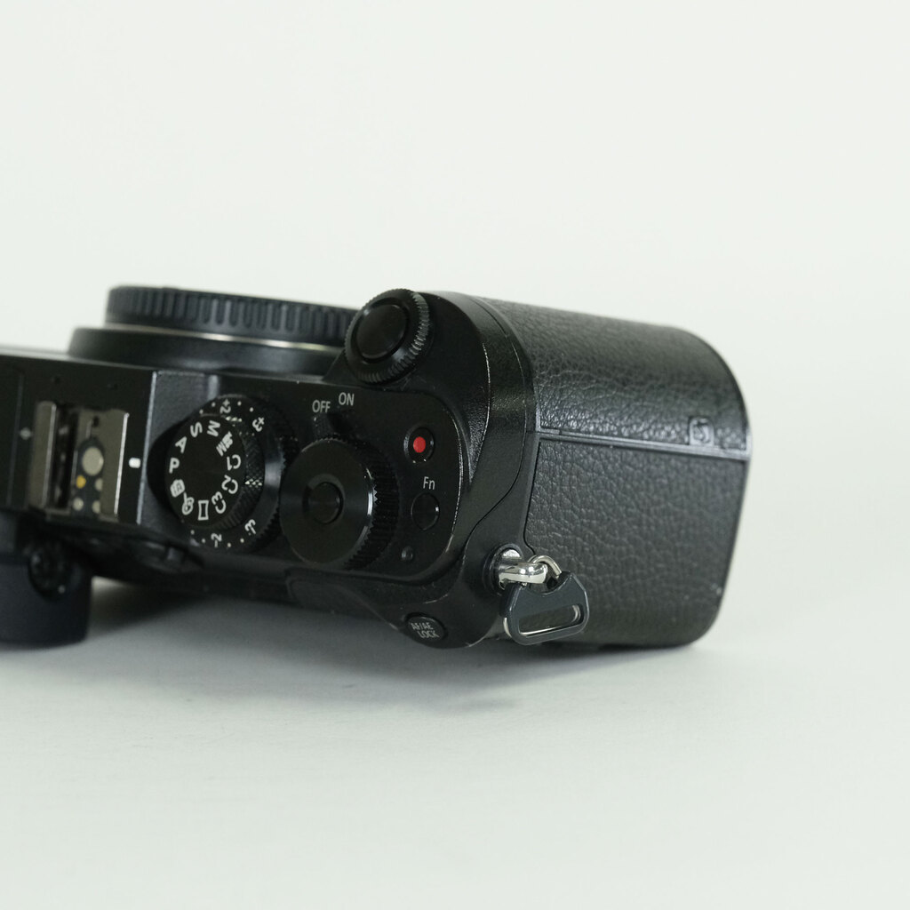 Panasonic LUMIX DMC-GX8 ボディ ブラック