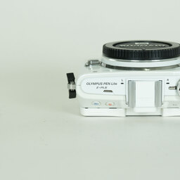OLYMPUS PEN Lite E-PL6 ボディ ホワイト