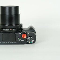 SONY Cyber-shot DSC-RX100M3