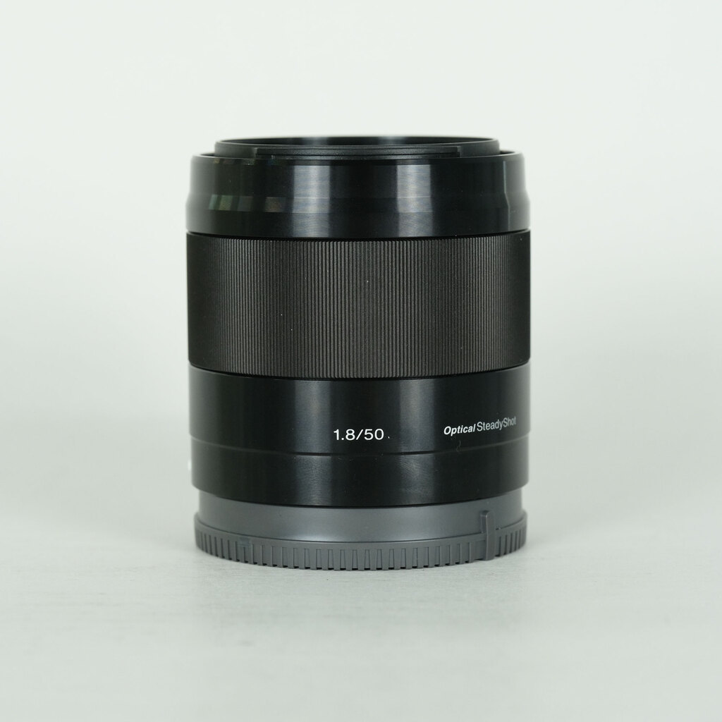 SONY E 50mm F1.8 OSS SEL50F18 [�u���b�N]