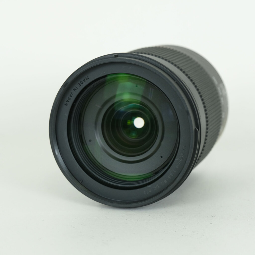 SIGMA 18-300mm F3.5-6.3 DC MACRO OS HSM｜Contemporary [キヤノンEF用]