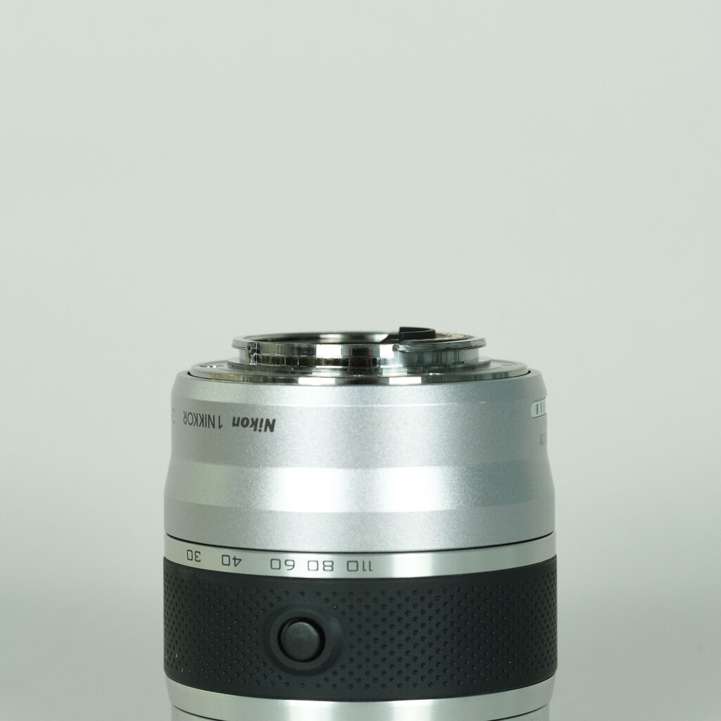 Nikon 1 NIKKOR VR30-110mm f/3.8-5.6 シルバーの出品 | ONE SCENE