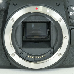 Canon EOS 8000D