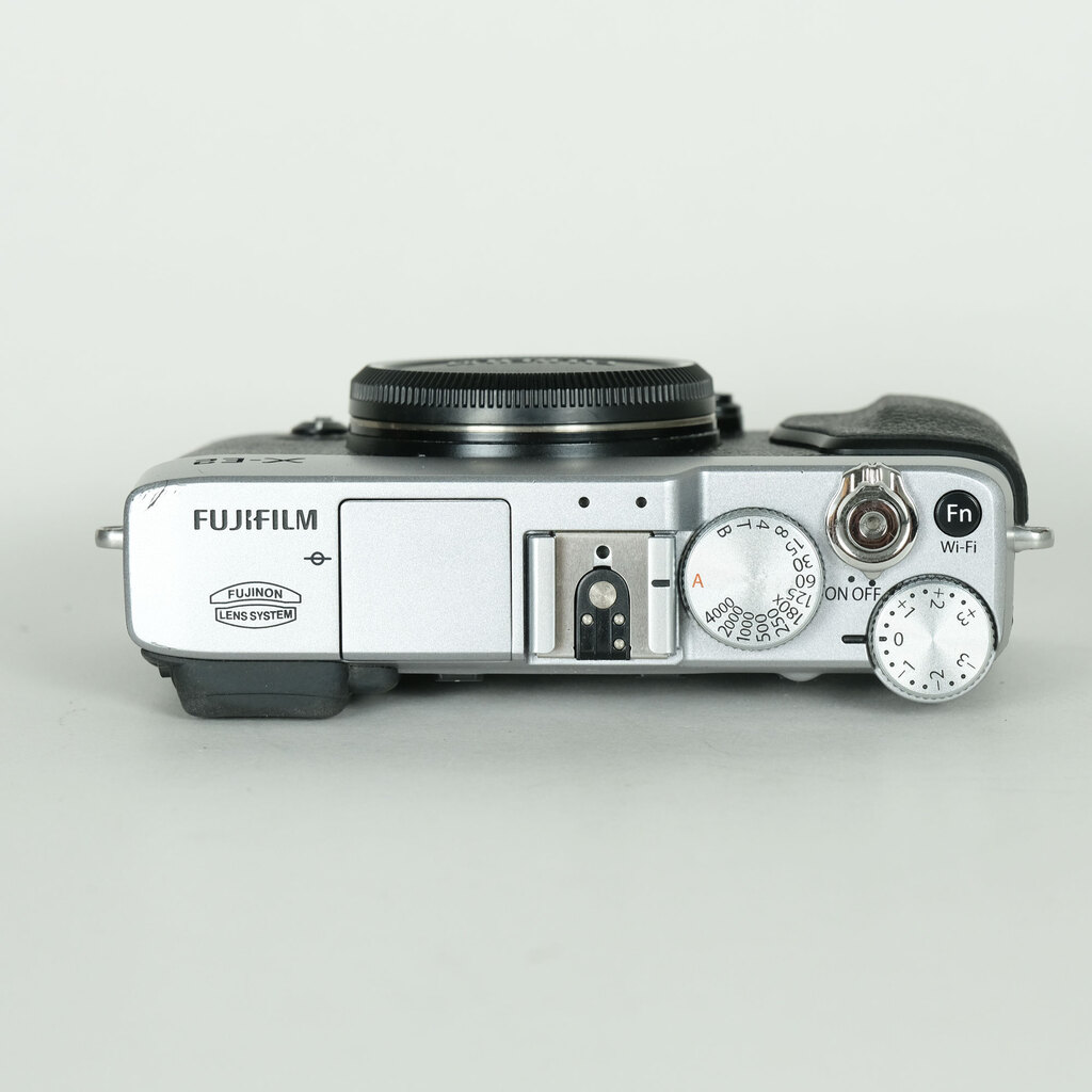 FUJIFILM X-E2