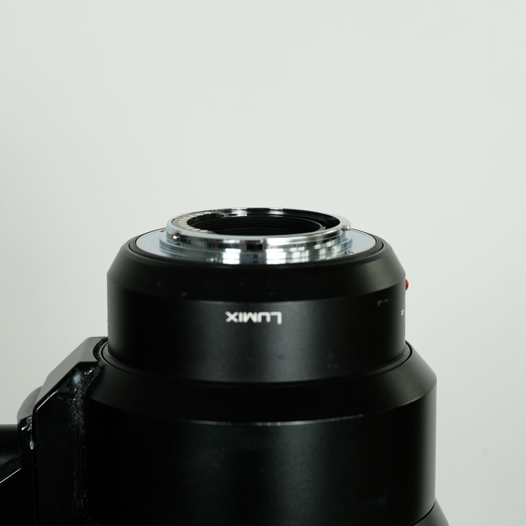 Panasonic LEICA DG ELMARIT 200mm / F2.8 / POWER O.I.S.